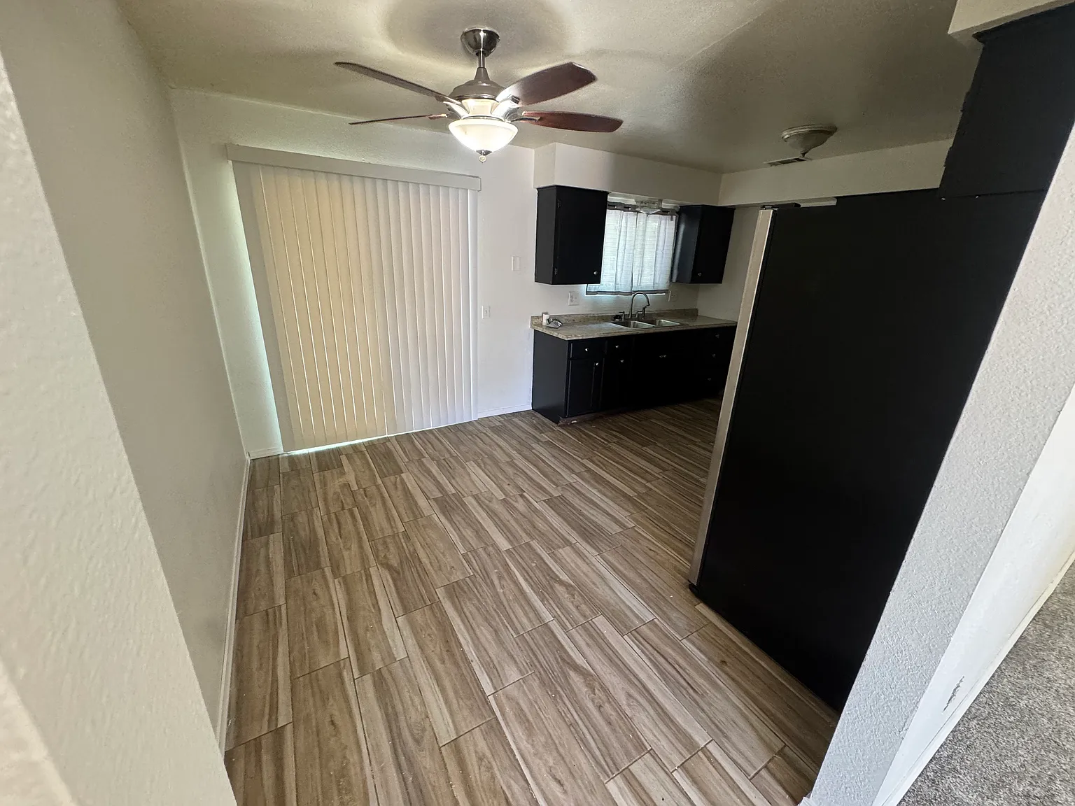 3 bed, 1275 sqft, $2,800 — Photo 4