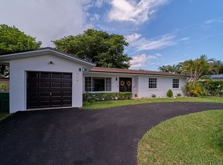 19620 SW 86th Ave, Cutler Bay, FL 33189