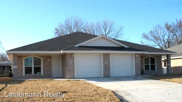 2nd image of 214 Dale Earnhardt Dr #B