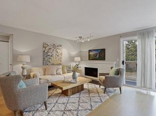 1751 NW 58th St APT 5, Seattle, WA 98107