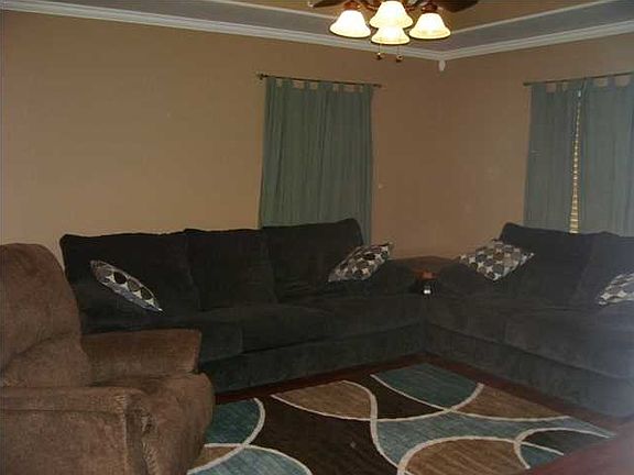 3rd image of 1506 Patout St