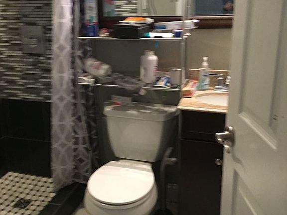 4th image of 510 14th St #107