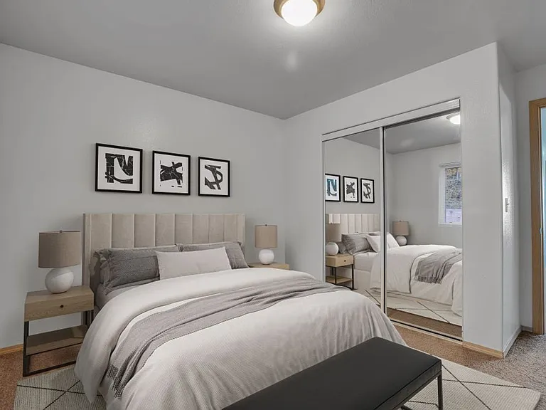 Highly sought after 1,2,3-bedroom flat and townhome apartments — Photo 13