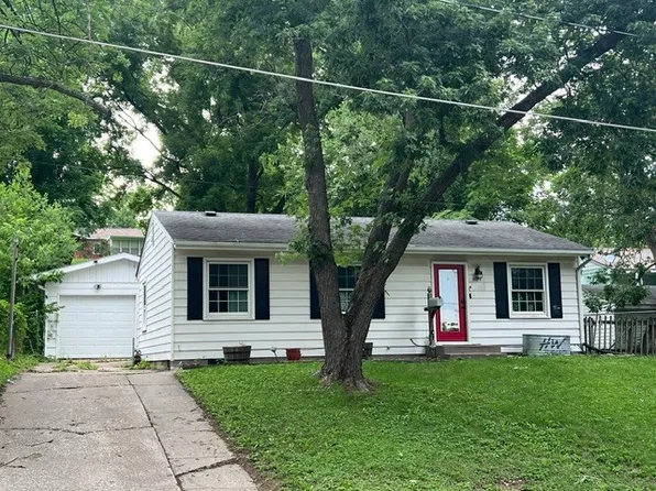 3014 W 1st St, Davenport, IA 52804