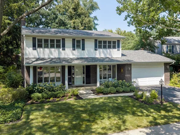 (undisclosed Address), Northbrook, IL 60062