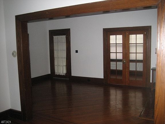 5th image of 21 Boyden Pkwy S #1