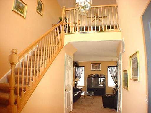 Beautiful 2-Story Entry "Eye Catcher"