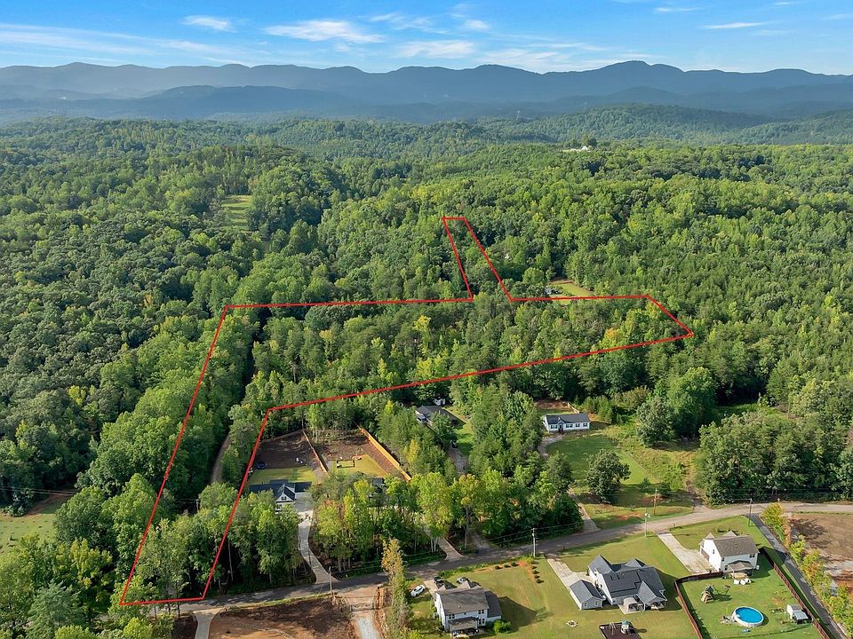 1st image of 300 Goodwin Rd