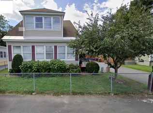 53 Joffre St, Lowell, MA 01851