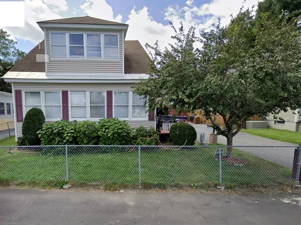 53 Joffre St, Lowell, MA 01851