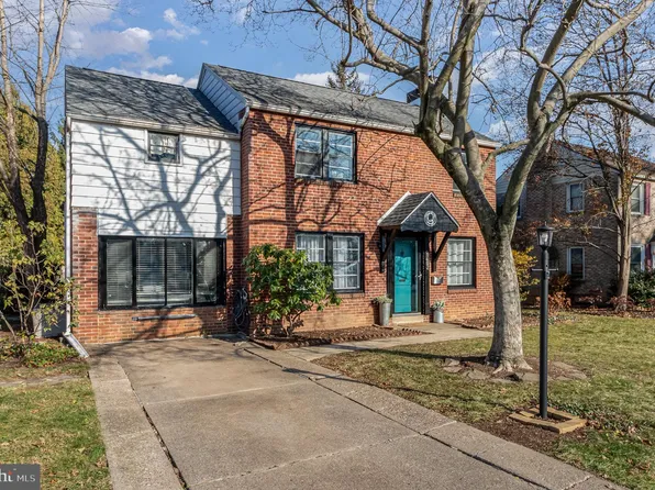 1402 Chatham Rd, Camp Hill, PA 17011