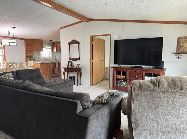 299 Ronald Dr, Pataskala, OH 43062