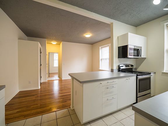 2nd image of 4328 McRee Ave APT 2E