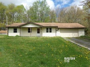 123 Spring Valley Rd, Evans City, PA 16033