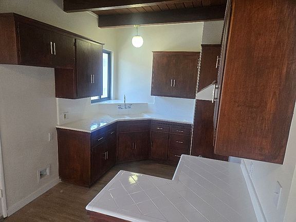 3rd image of 1338 N Columbus Ave APT C