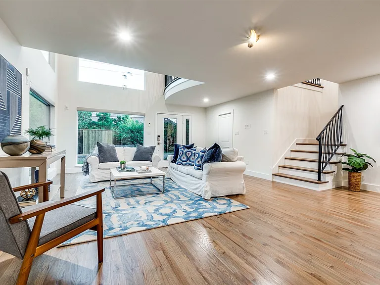 5908 Melshire Dr — Photo 26