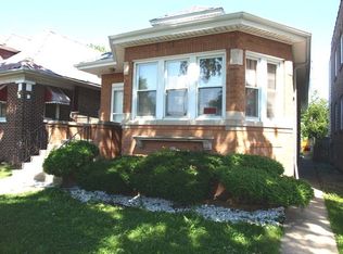 9429 S Rhodes Ave, Chicago, IL 60619