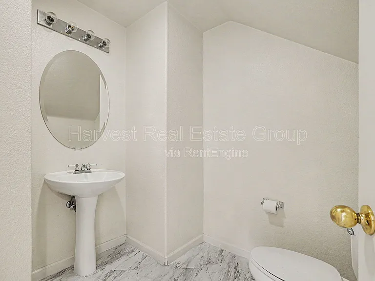 1991 Gresham Dr — Photo 15