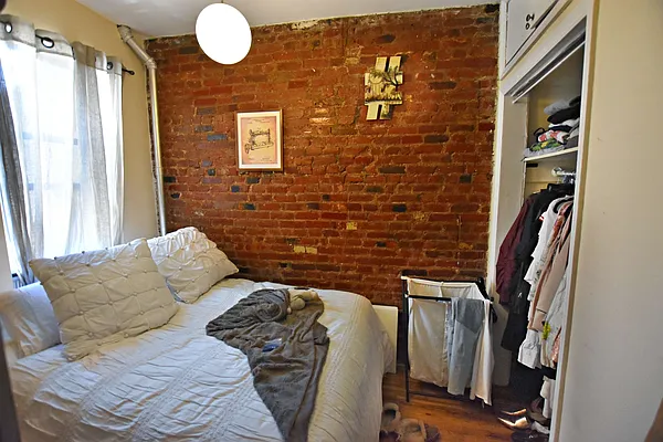 Rented by Bold New York | media 7