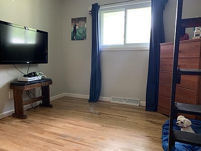 5th image of 3507 16th St