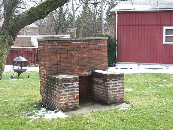 Brick BBQ