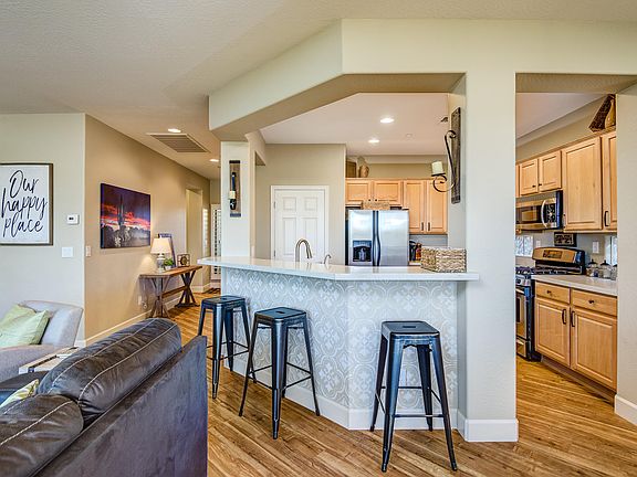 5th image of 40821 N Prestancia Ct