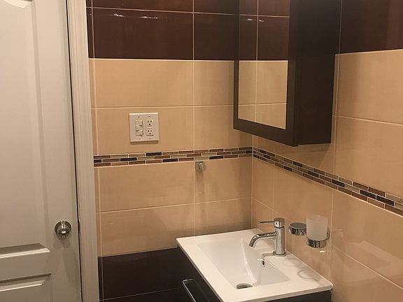 5th image of 129 Alex Cir