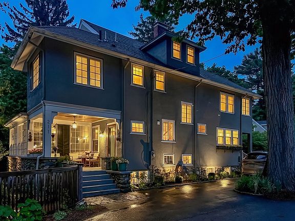 2nd image of 211 Forest St