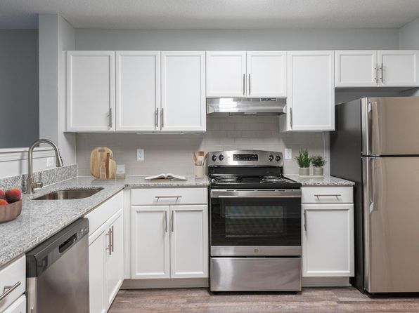 4400 John Penn Cir #4414L