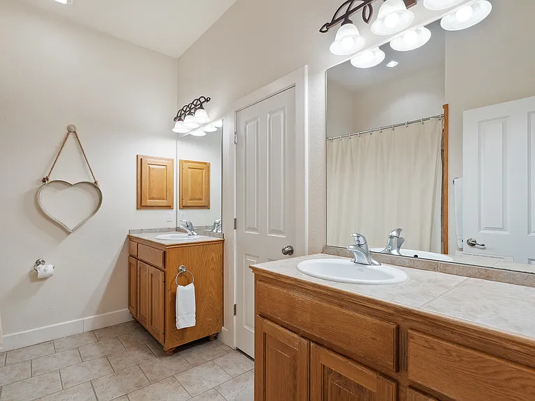 510 Horseshoe Bay North Blvd — Photo 24