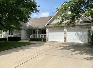 2274 NW Summerfield Dr, Lees Summit, MO 64081