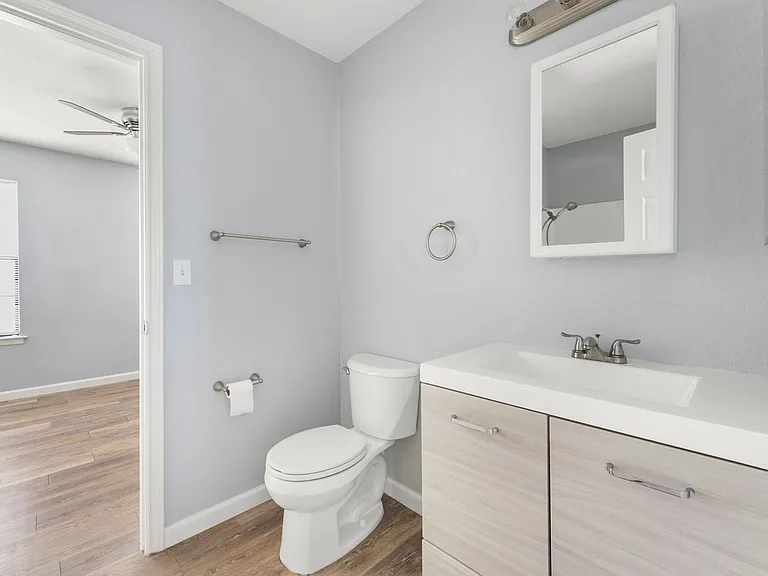 3802 Foust Trl — Photo 25