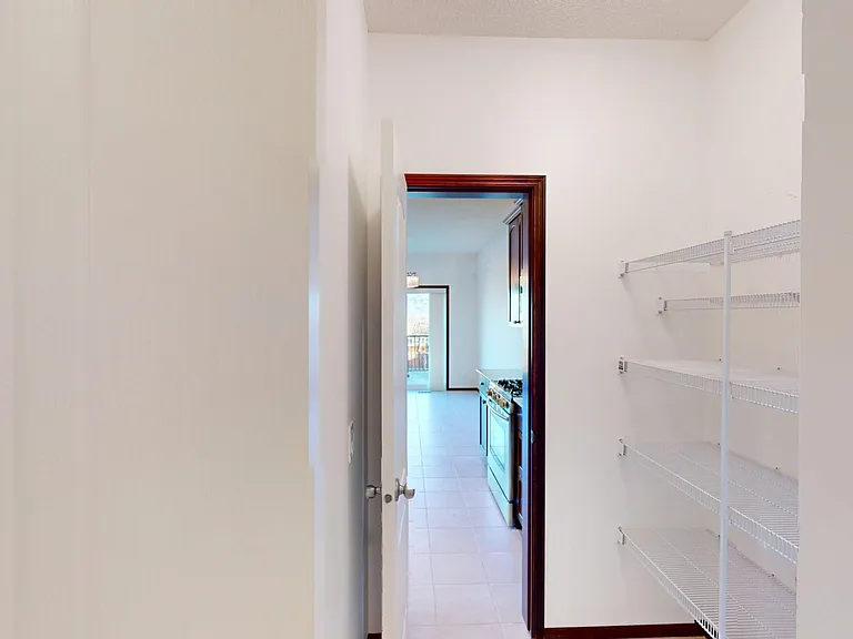 207 Auburn Glen Dr SE — Photo 10