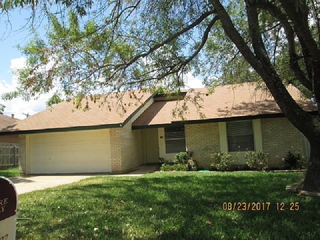 1st image of 502 Stonebridge Dr