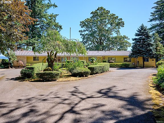 2nd image of 20454 S Springwater Rd