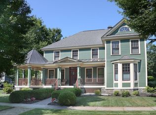 7 Oakridge Blvd, Saratoga Springs, NY 12866