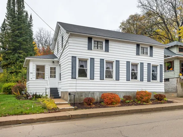 504 Franklin St, Galena, IL 61036