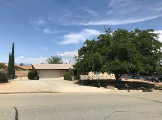 8122 Cholla Ave, Yucca Valley, CA 92284
