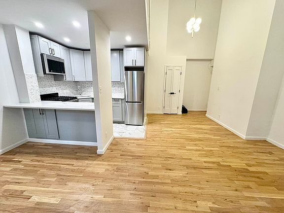 3rd image of 416 Lafayette St APT 2F