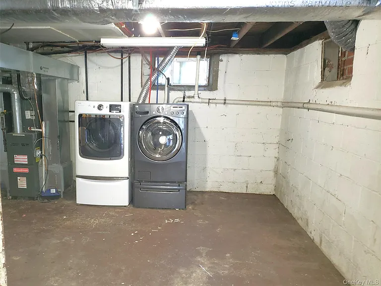 478 Old Farmingdale Rd #B — Photo 21