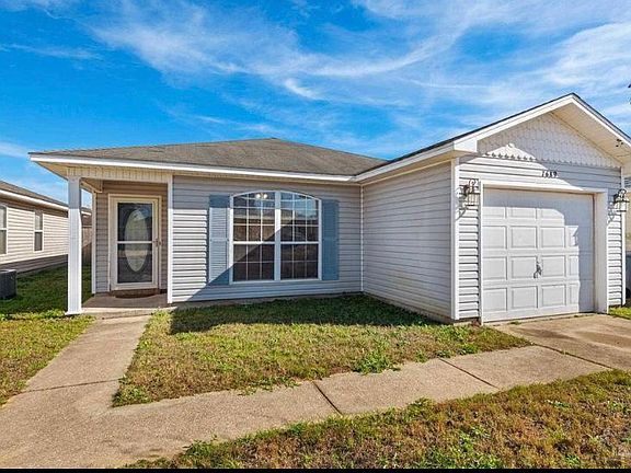 3rd image of 7689 Chablis Cir
