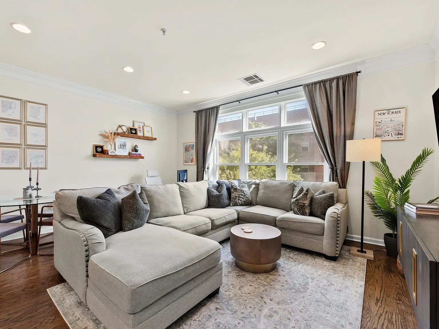 1 bed, 1.0 bath, $4,100 — Photo 1