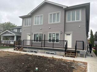 8903 155th St NW, Edmonton, AB T5R1W2