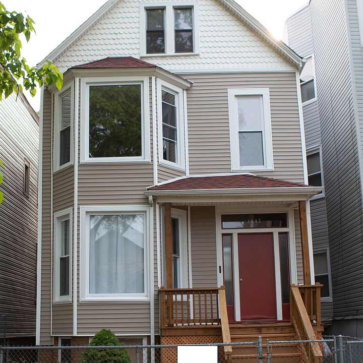 1st image of 1642 N Sawyer Ave