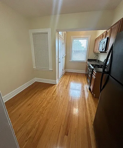 4514 W Wellington Ave #2S — Photo 3