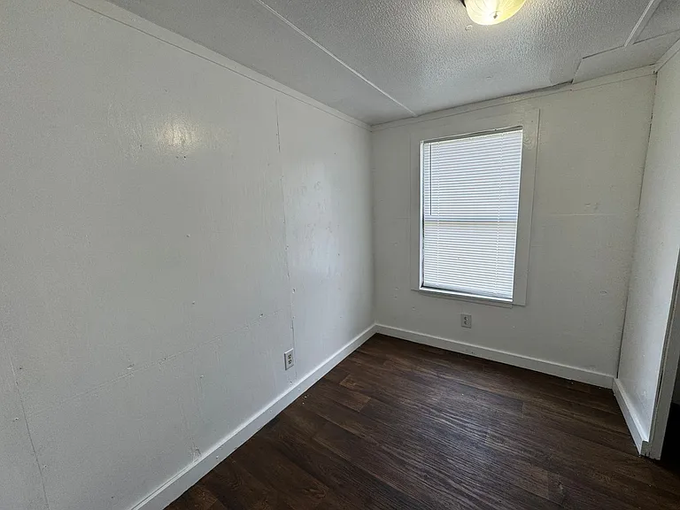 202 Irvin Ave NW #1 — Photo 9