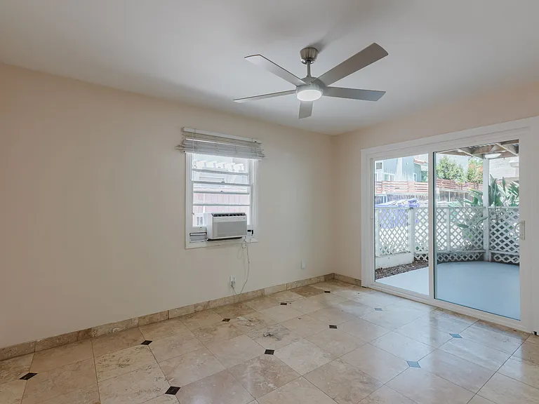 7347 Fay Ave — Photo 9