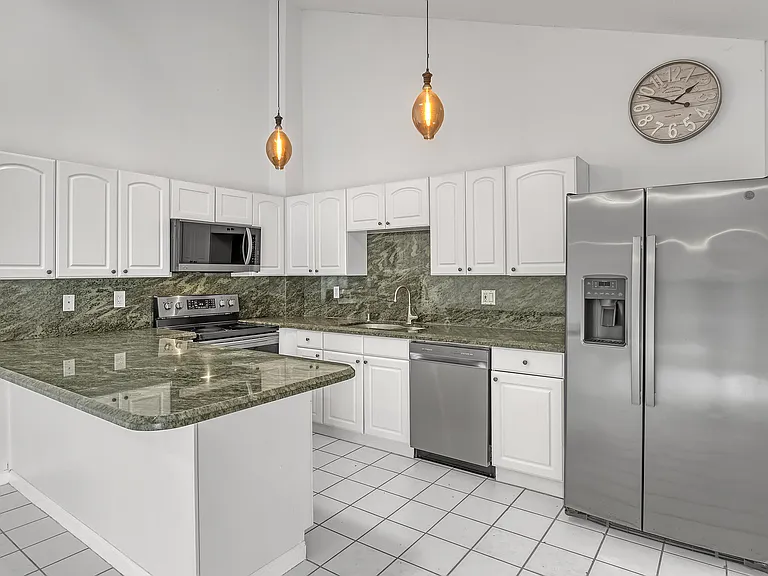 1279 Periwinkle Pl — Photo 16