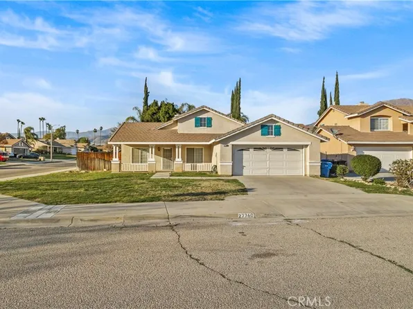 27760 Pebble Ct, Highland, CA 92346