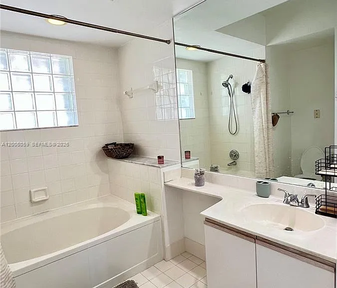 3255 NE 184th St #12408 — Photo 22